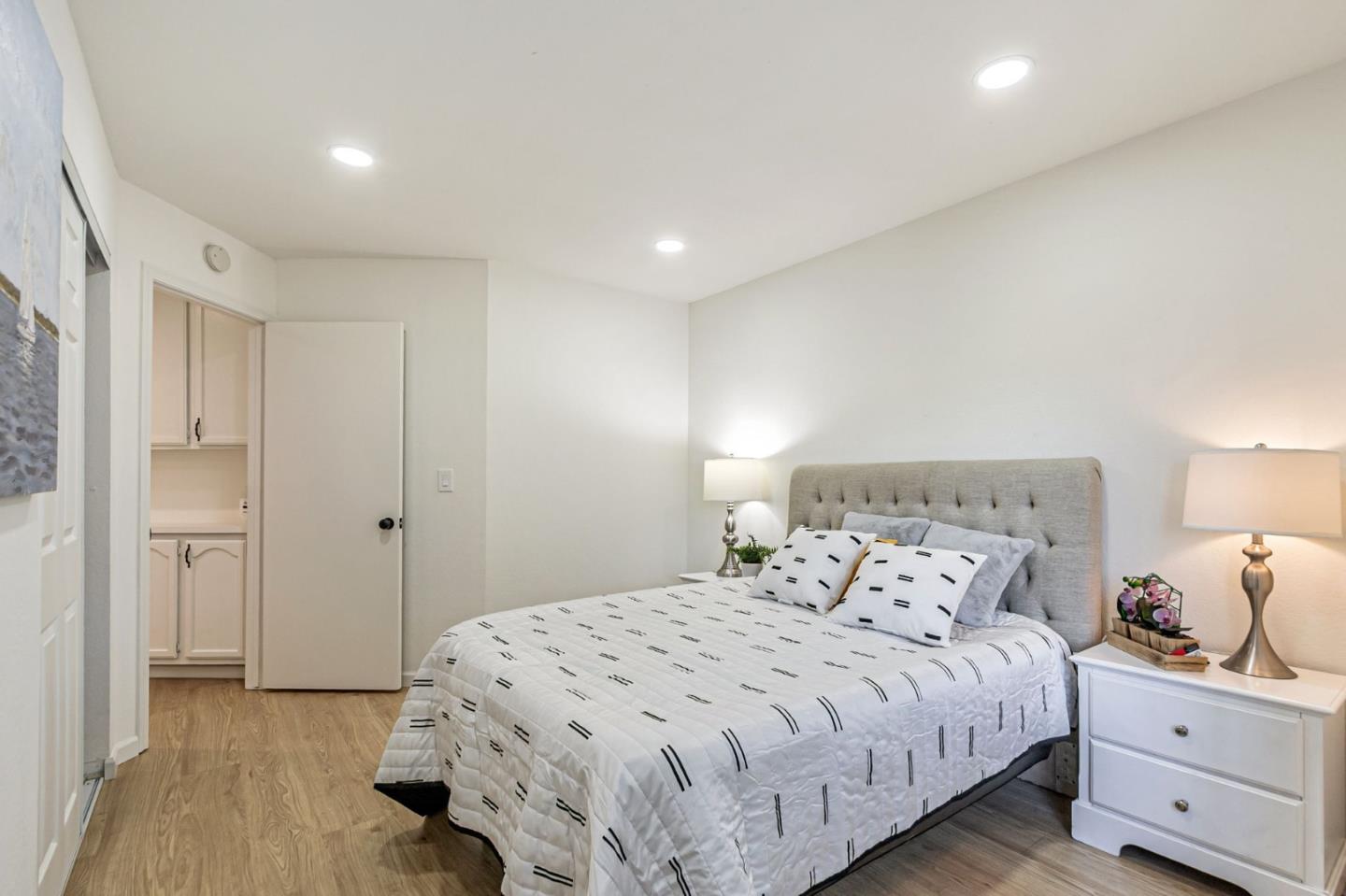 Detail Gallery Image 30 of 52 For 551 Oroville Rd, Milpitas,  CA 95035 - 4 Beds | 2/1 Baths