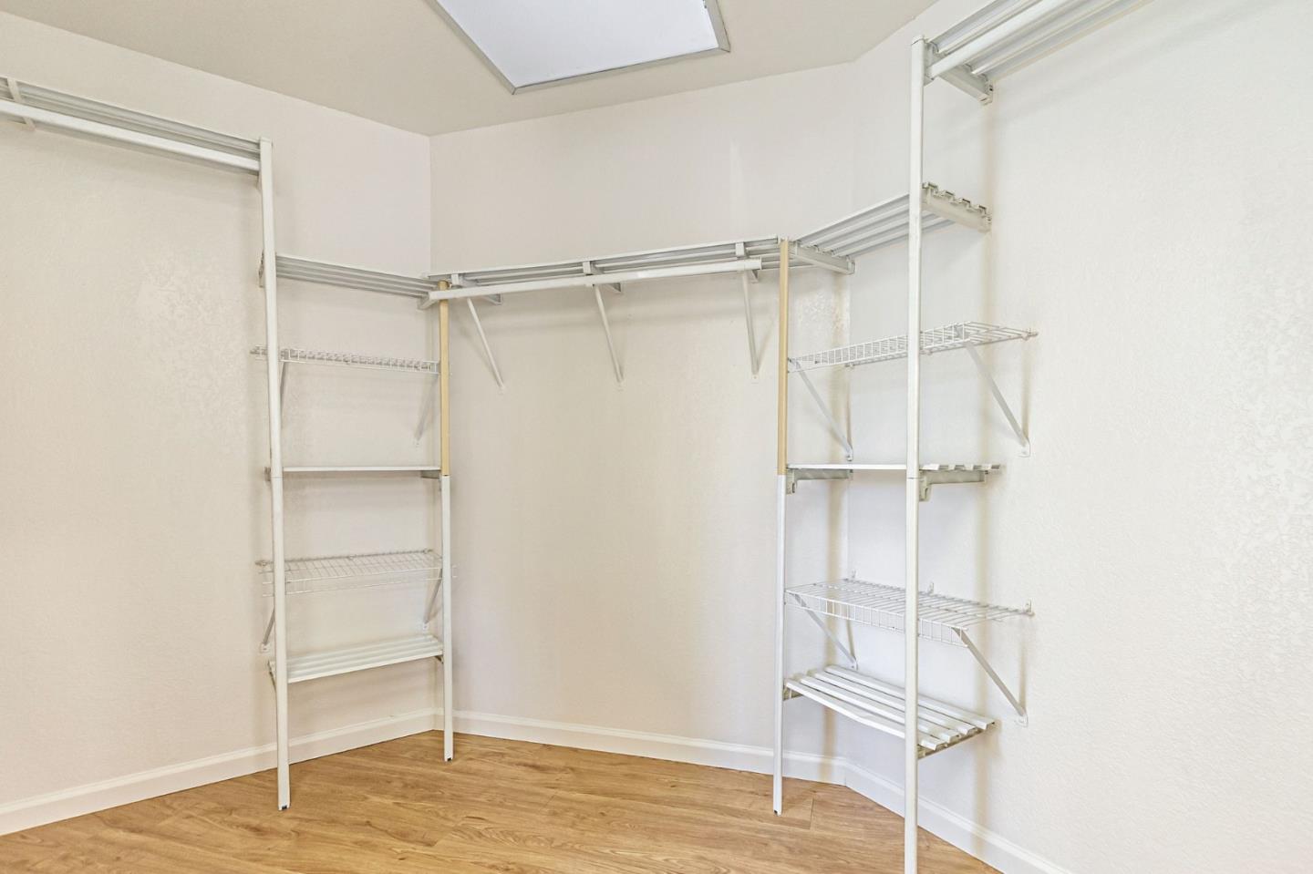 Detail Gallery Image 31 of 52 For 551 Oroville Rd, Milpitas,  CA 95035 - 4 Beds | 2/1 Baths