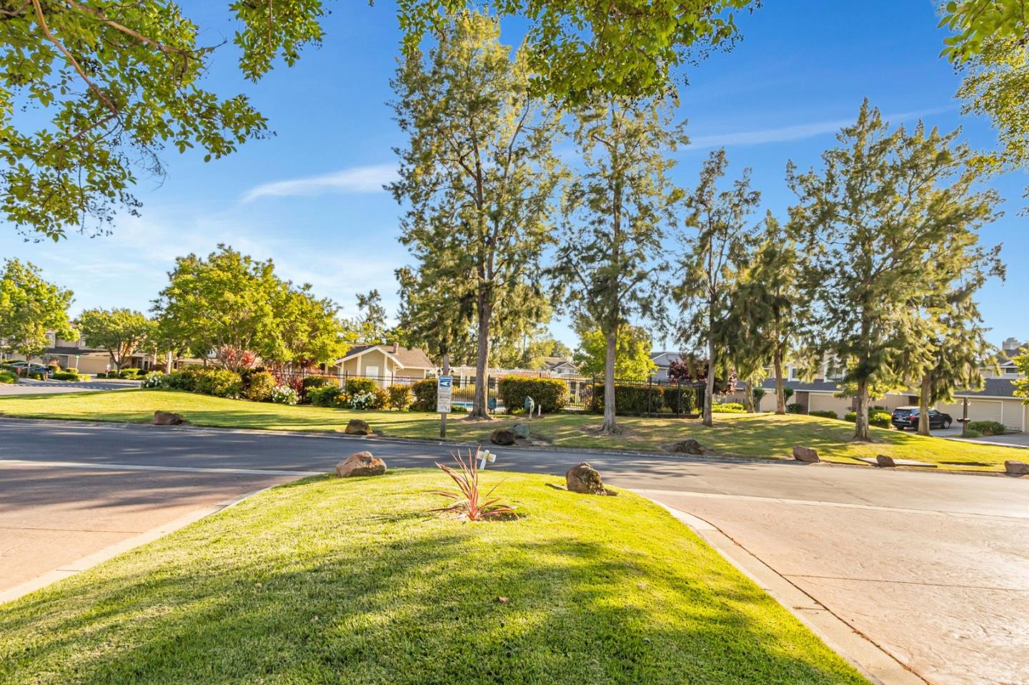 Detail Gallery Image 45 of 52 For 551 Oroville Rd, Milpitas,  CA 95035 - 4 Beds | 2/1 Baths