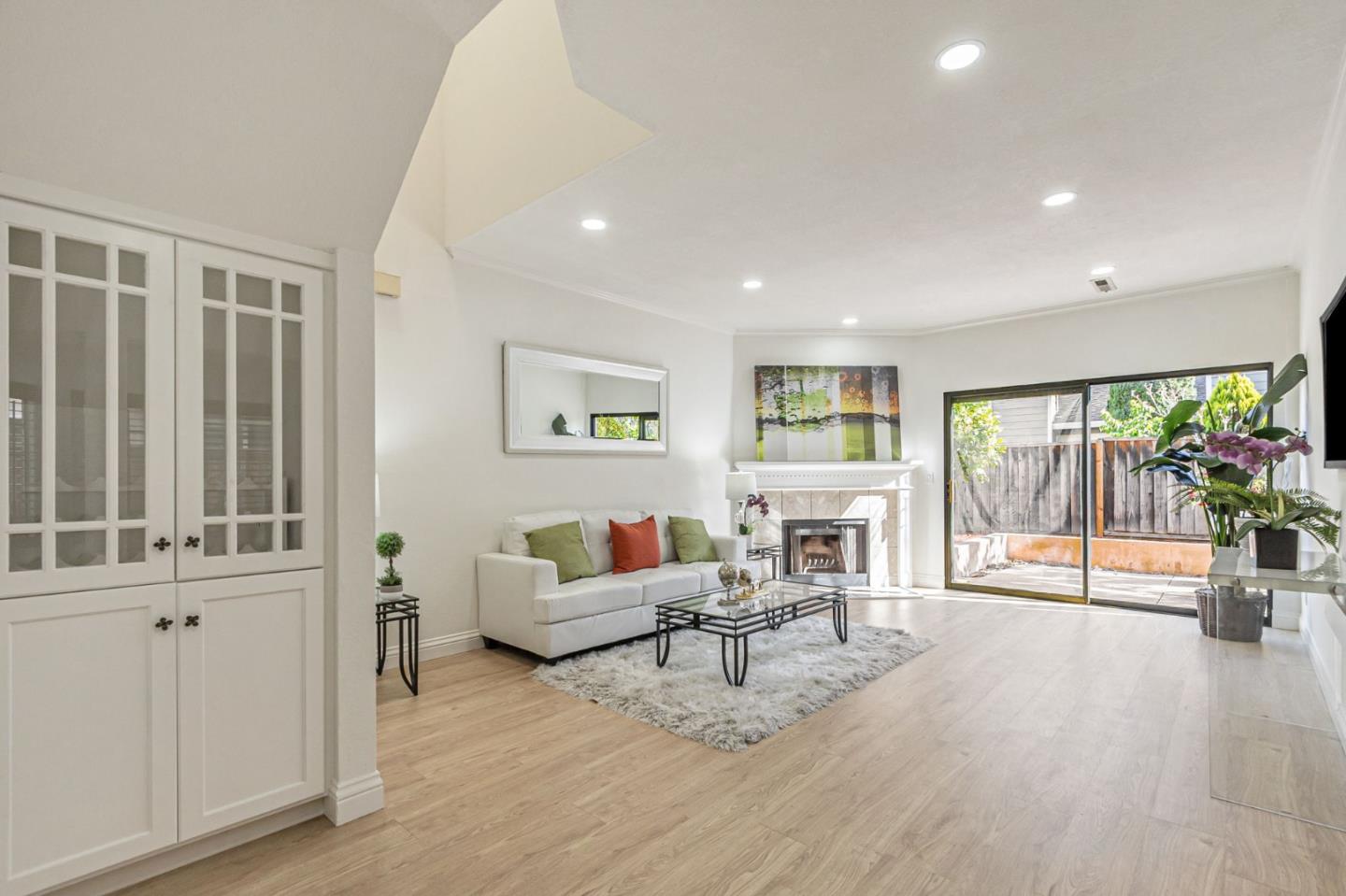 Detail Gallery Image 5 of 52 For 551 Oroville Rd, Milpitas,  CA 95035 - 4 Beds | 2/1 Baths