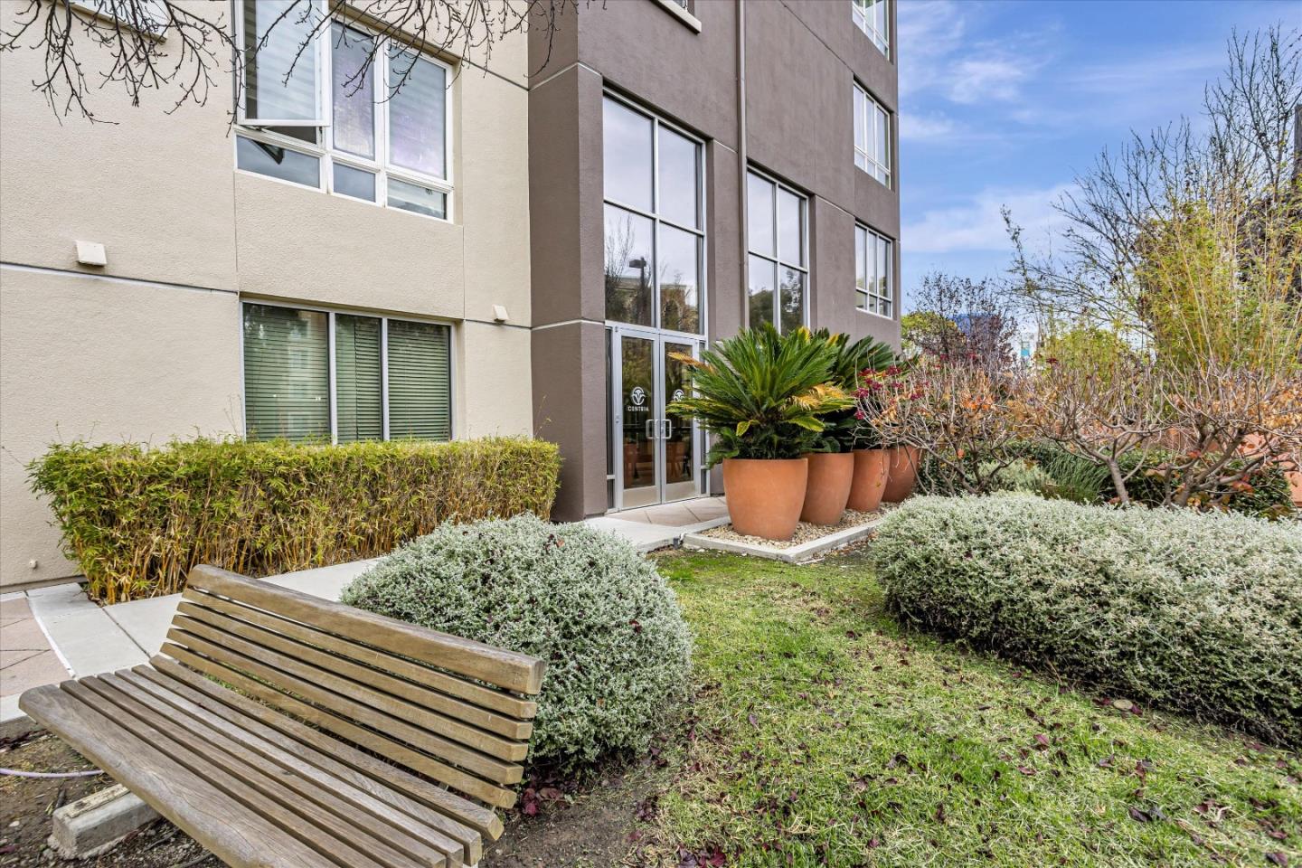 Detail Gallery Image 31 of 43 For 1101 S Main St #329,  Milpitas,  CA 95035 - 1 Beds | 1 Baths