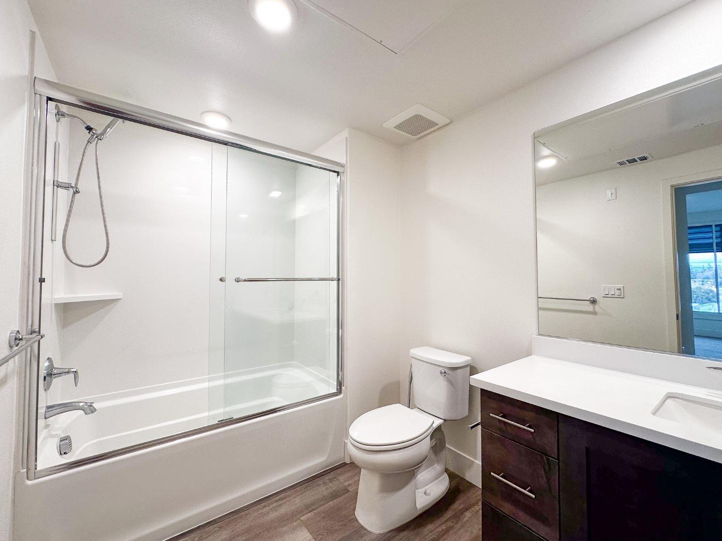 Detail Gallery Image 12 of 29 For 3578 Rambla Pl #515,  Santa Clara,  CA 95051 - 2 Beds | 2/1 Baths