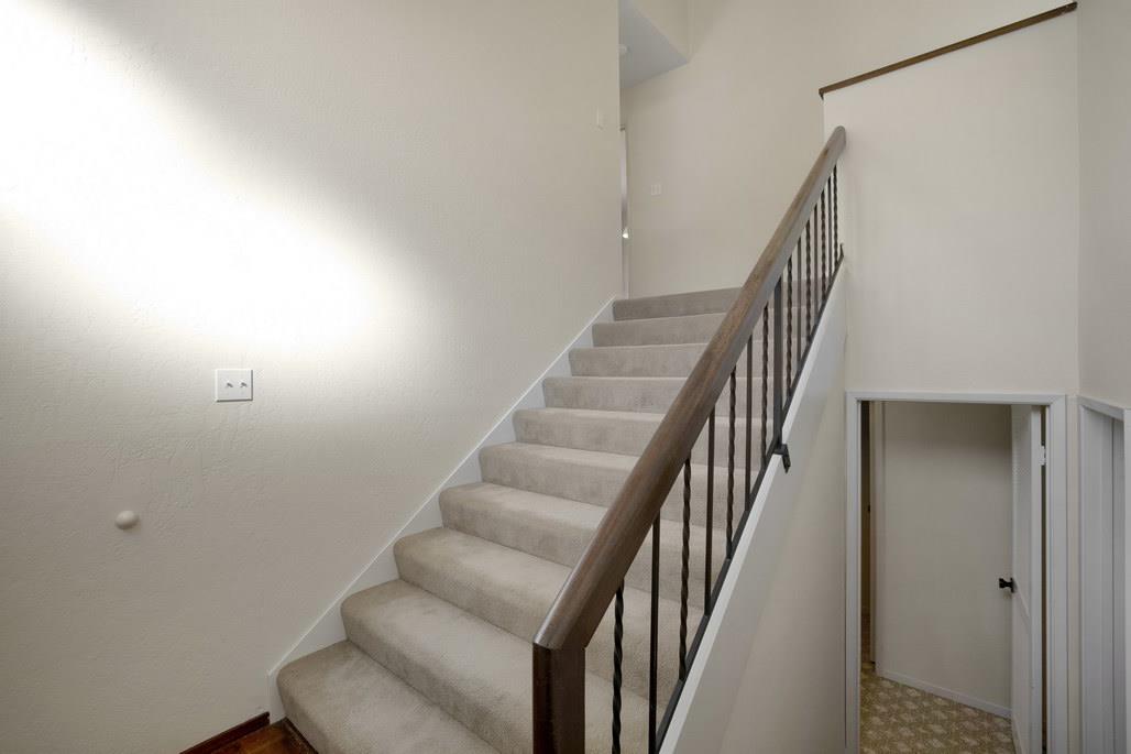 Detail Gallery Image 20 of 58 For 2188 Bunker Hill Dr, San Mateo,  CA 94402 - 4 Beds | 2/1 Baths