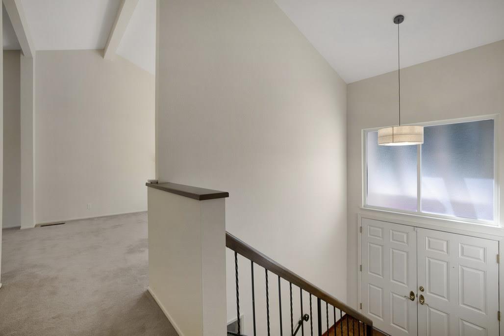 Detail Gallery Image 21 of 58 For 2188 Bunker Hill Dr, San Mateo,  CA 94402 - 4 Beds | 2/1 Baths