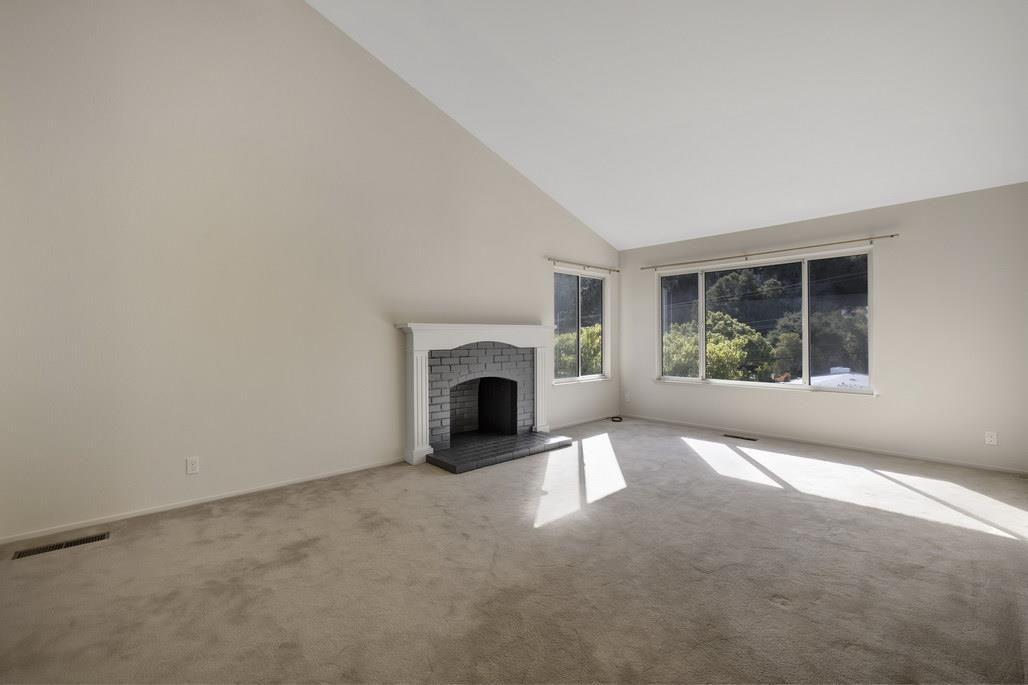 Detail Gallery Image 22 of 58 For 2188 Bunker Hill Dr, San Mateo,  CA 94402 - 4 Beds | 2/1 Baths