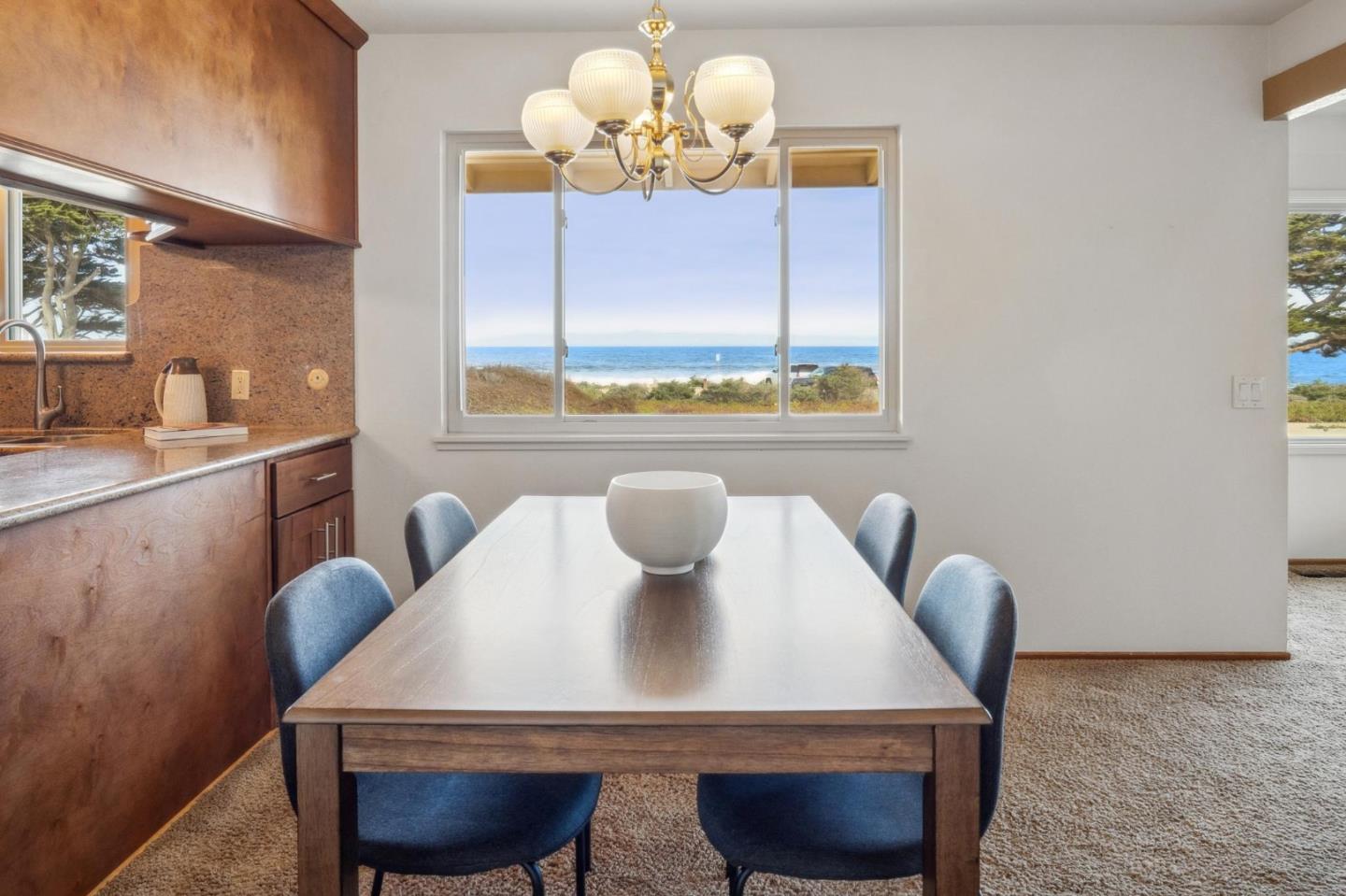 Detail Gallery Image 15 of 36 For 1261 Ocean View Blvd, Pacific Grove,  CA 93950 - 3 Beds | 2 Baths