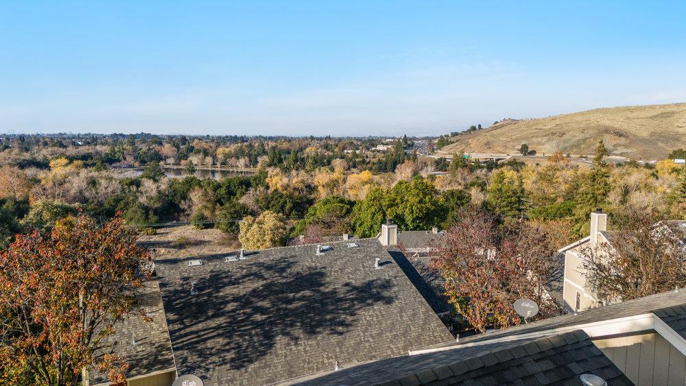 Detail Gallery Image 46 of 52 For 789 Golden Creek Ter, San Jose,  CA 95111 - 3 Beds | 3 Baths