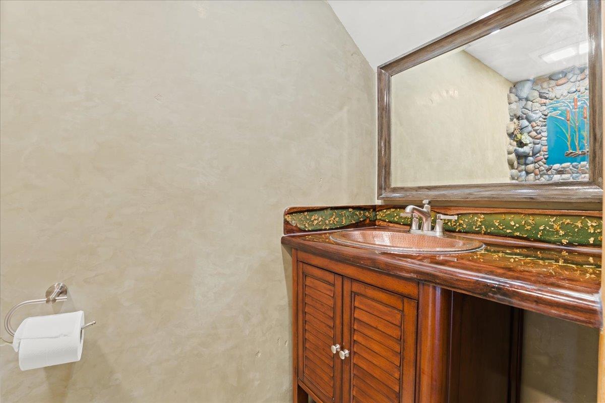 Detail Gallery Image 13 of 54 For 5883 Bamford Dr, Sacramento,  CA 95823 - 3 Beds | 1/1 Baths