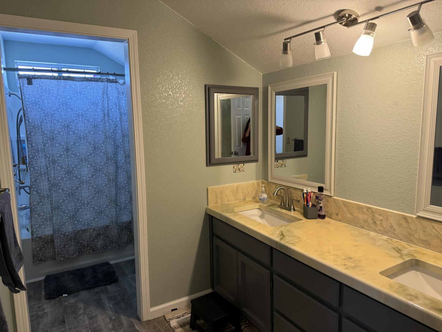 Detail Gallery Image 18 of 32 For 573 Cedarwood Ct, Los Banos,  CA 93635 - 4 Beds | 2/1 Baths