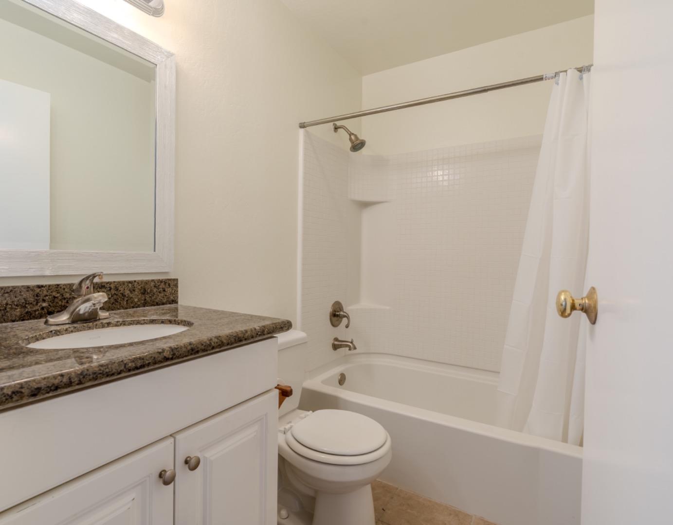 Detail Gallery Image 11 of 15 For 1272 Terra Nova Blvd, Pacifica,  CA 94044 - 3 Beds | 2/2 Baths