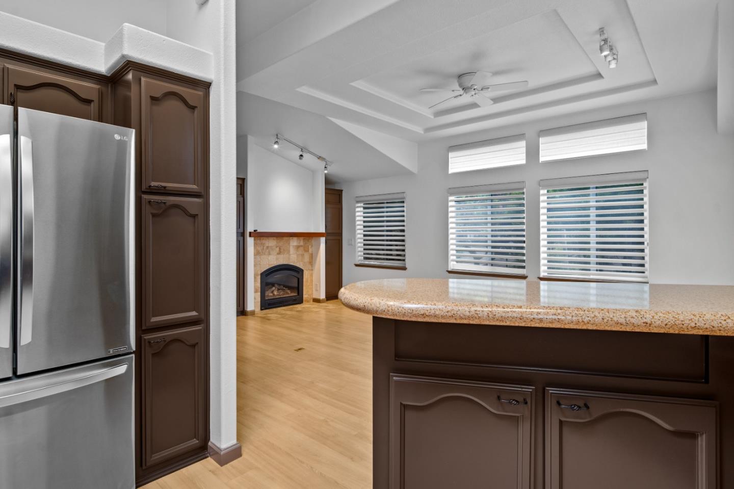 Detail Gallery Image 11 of 36 For 700 Briggs #32,  Pacific Grove,  CA 93950 - 3 Beds | 2 Baths