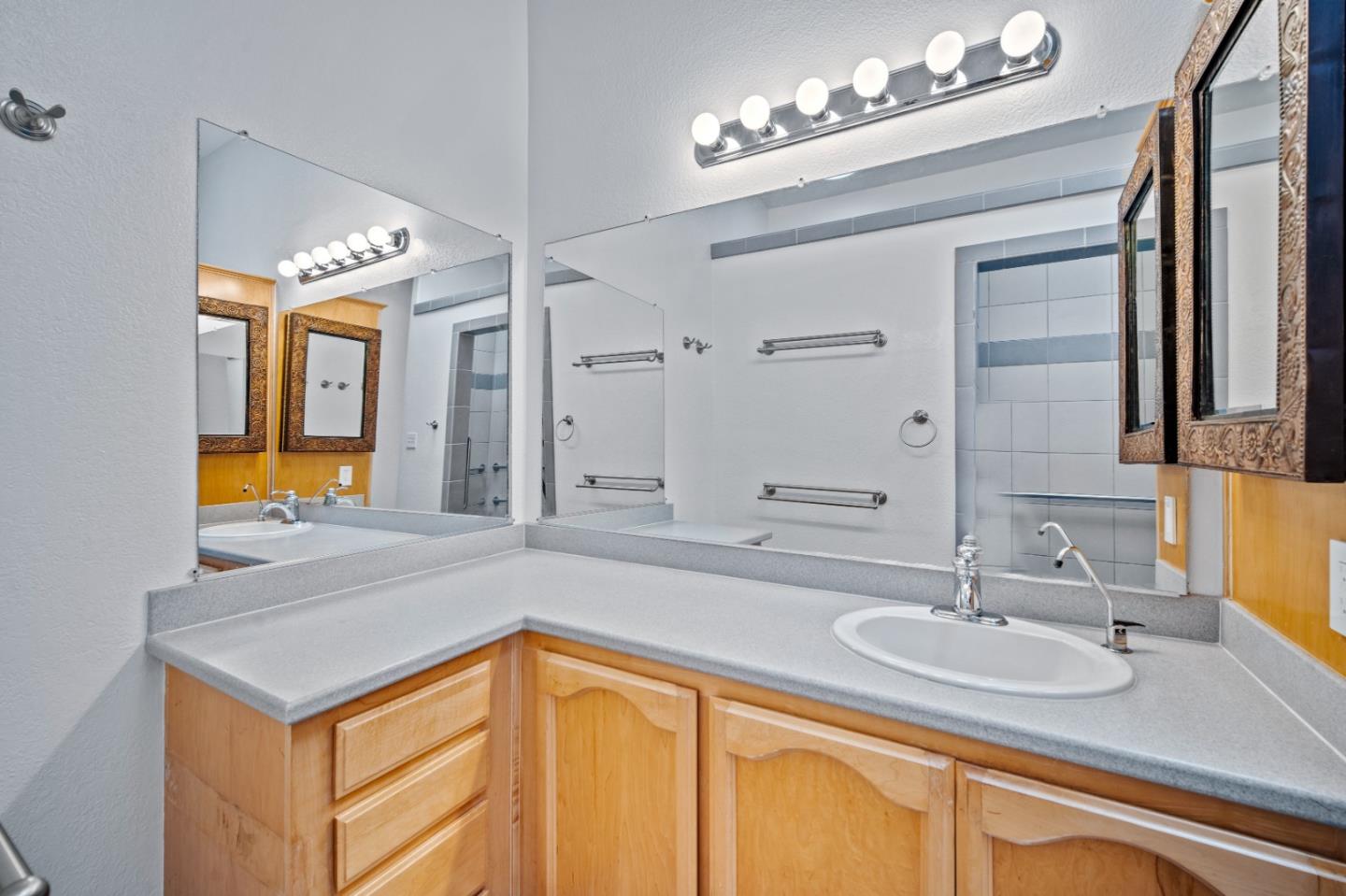 Detail Gallery Image 25 of 36 For 700 Briggs #32,  Pacific Grove,  CA 93950 - 3 Beds | 2 Baths