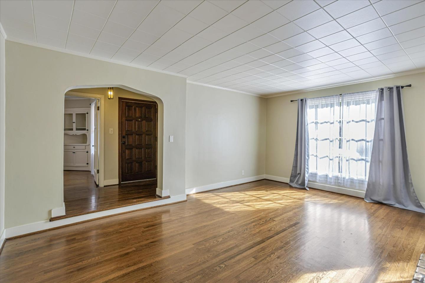 Detail Gallery Image 8 of 21 For 135 Clayton Ave, San Jose,  CA 95110 - 2 Beds | 2 Baths