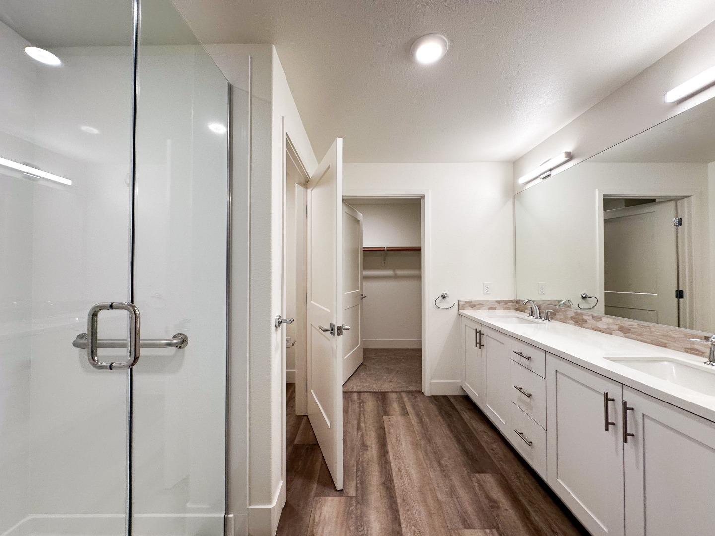 Detail Gallery Image 13 of 29 For 3578 Rambla Pl #425,  Santa Clara,  CA 95051 - 2 Beds | 2/1 Baths