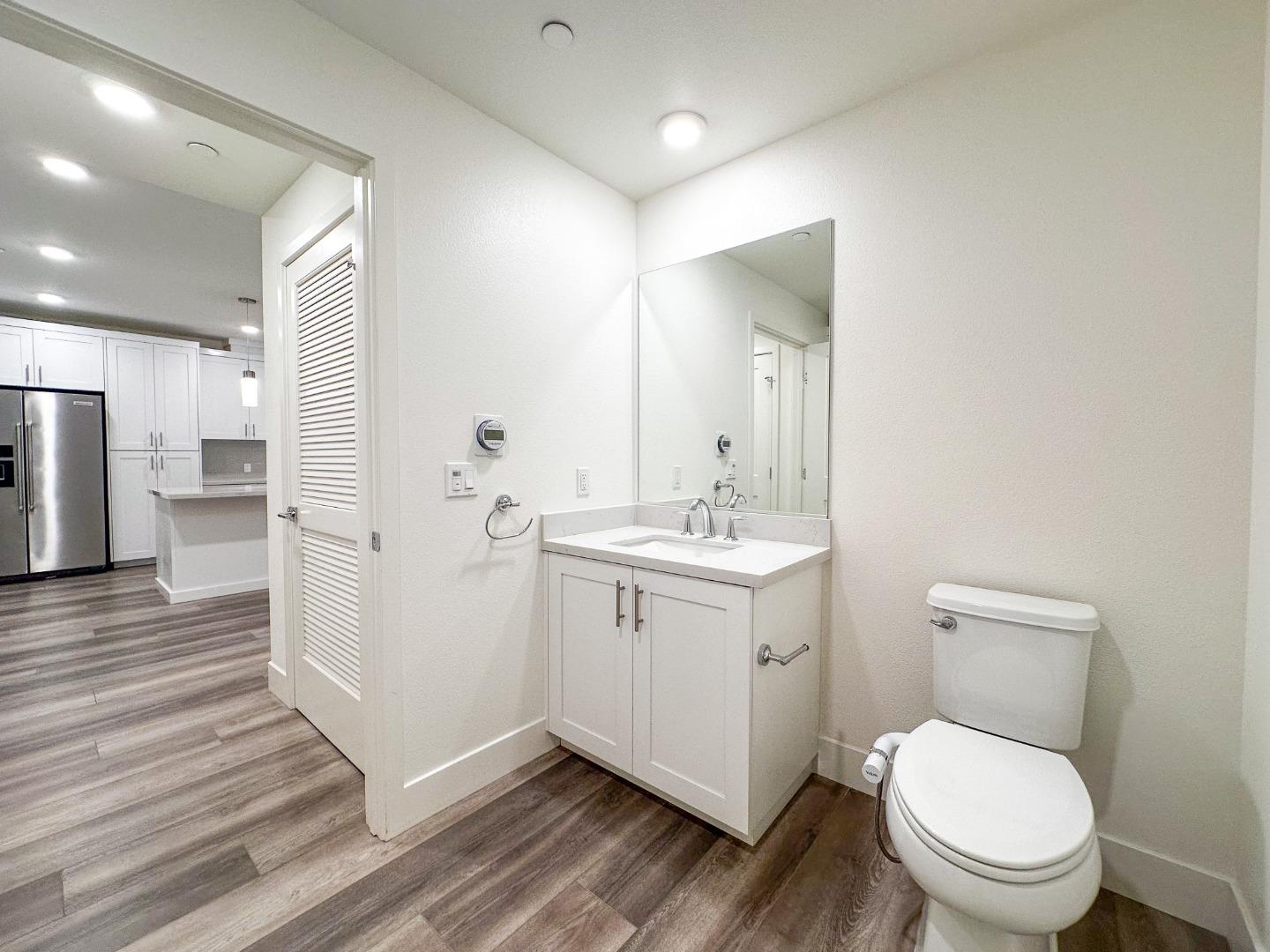 Detail Gallery Image 8 of 29 For 3578 Rambla Pl #425,  Santa Clara,  CA 95051 - 2 Beds | 2/1 Baths