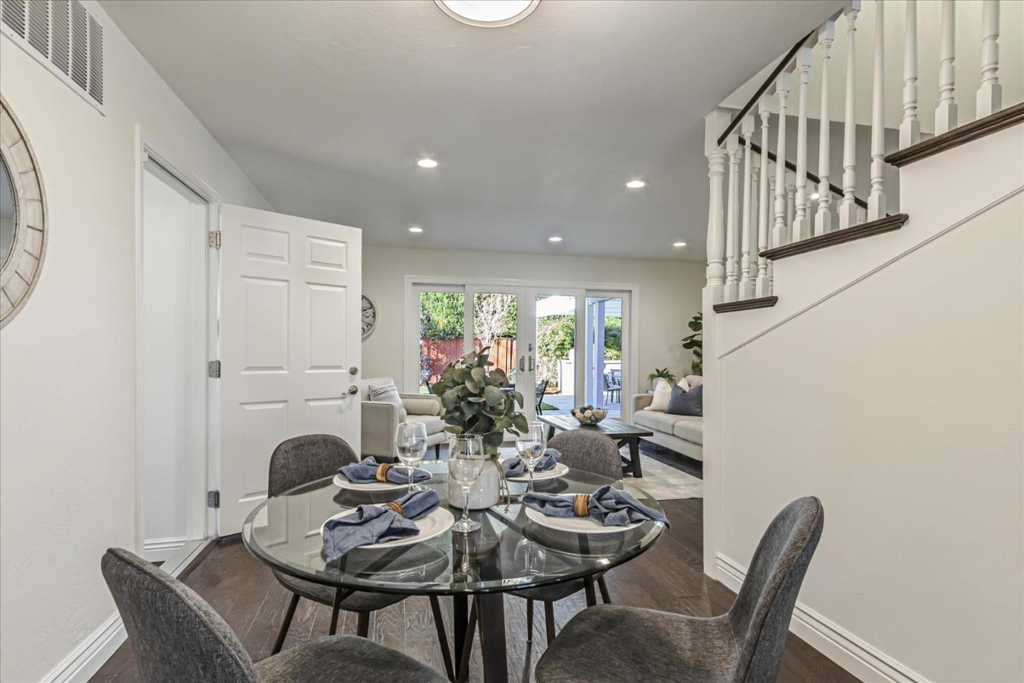 Detail Gallery Image 11 of 47 For 1221 Sierra Mar Dr, San Jose,  CA 95118 - 5 Beds | 2 Baths