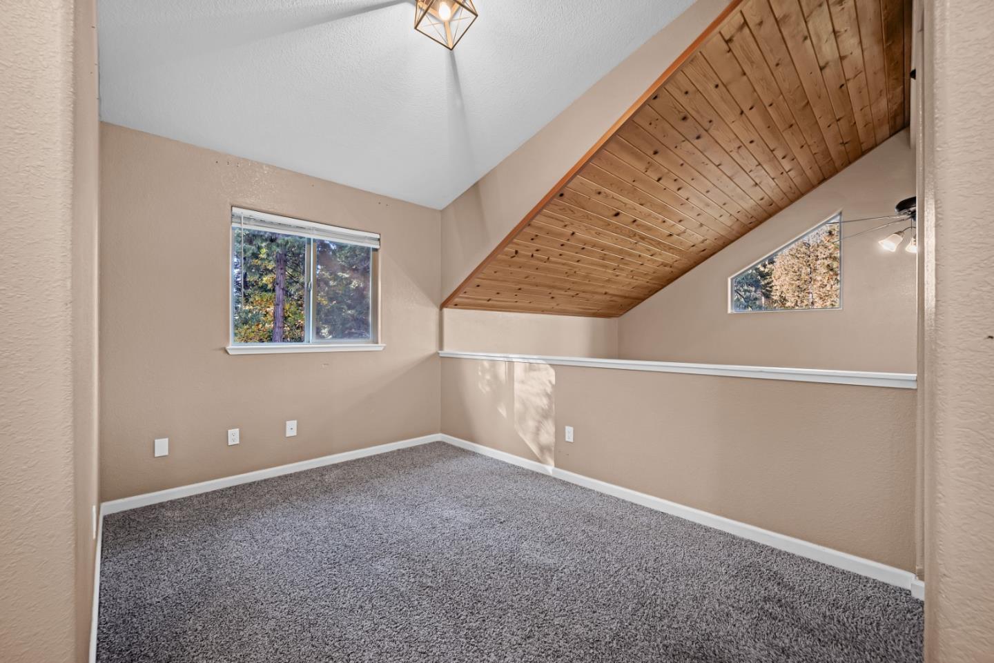 Detail Gallery Image 12 of 24 For 588 Blackbird Ln, Avery,  CA 95224 - 3 Beds | 2 Baths