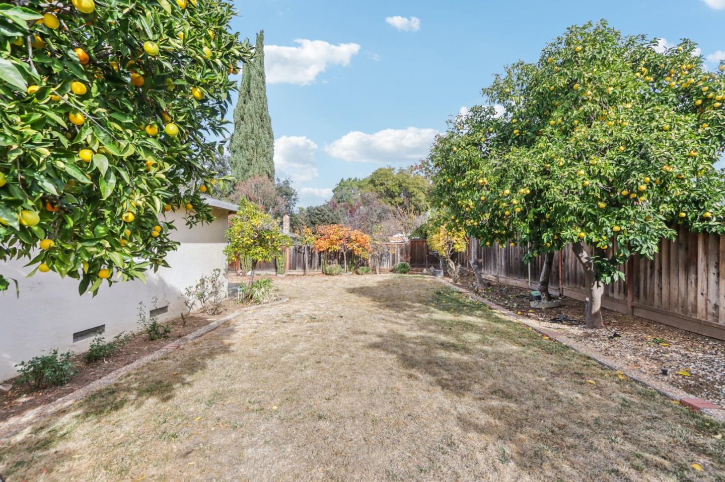 Detail Gallery Image 41 of 52 For 6686 Mount Holly Dr, San Jose,  CA 95120 - 4 Beds | 2 Baths