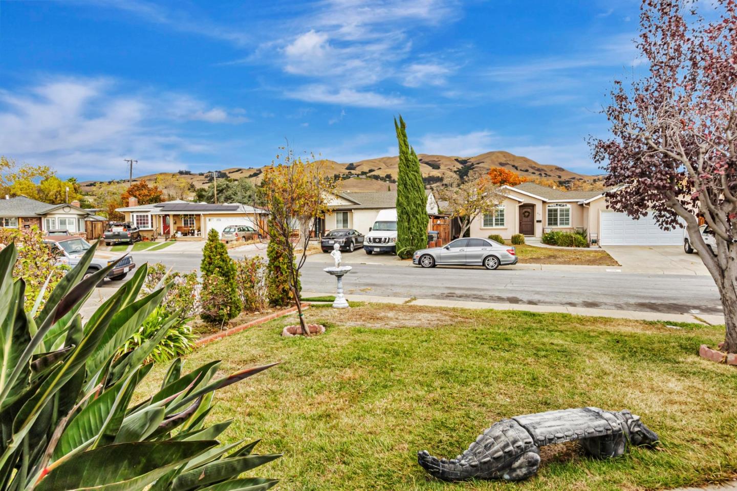 Detail Gallery Image 3 of 25 For 915 Copal Ct, San Jose,  CA 95127 - 3 Beds | 2 Baths