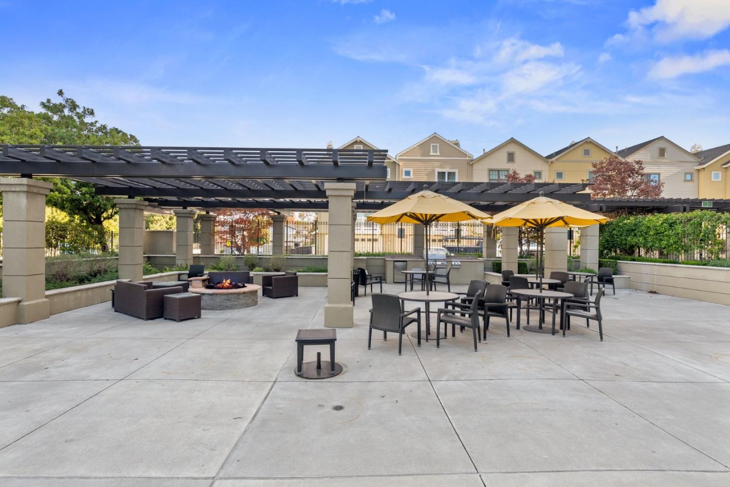 1375 Lick Avenue # 120, San Jose, California 95110, 1 Bedroom Bedrooms, ,1 BathroomBathrooms,Residential,For Sale,1375 Lick Avenue # 120,ML81987153