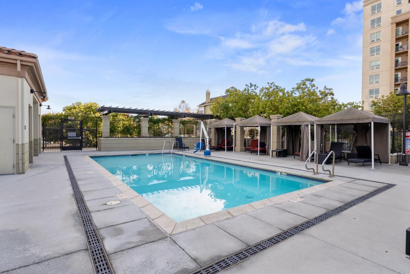 1375 Lick Avenue # 120, San Jose, California 95110, 1 Bedroom Bedrooms, ,1 BathroomBathrooms,Residential,For Sale,1375 Lick Avenue # 120,ML81987153