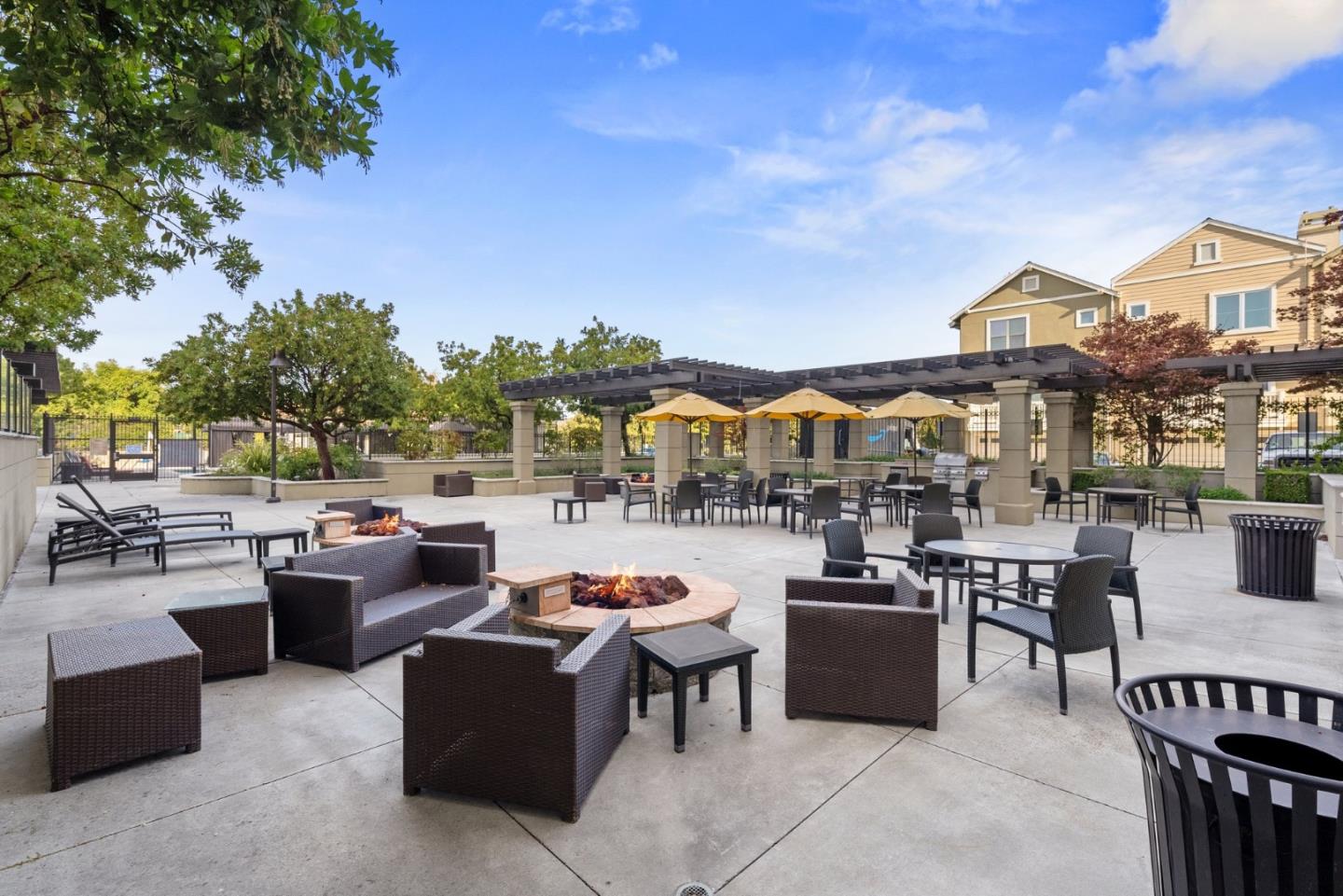1375 Lick Avenue # 120, San Jose, California 95110, 1 Bedroom Bedrooms, ,1 BathroomBathrooms,Residential,For Sale,1375 Lick Avenue # 120,ML81987153
