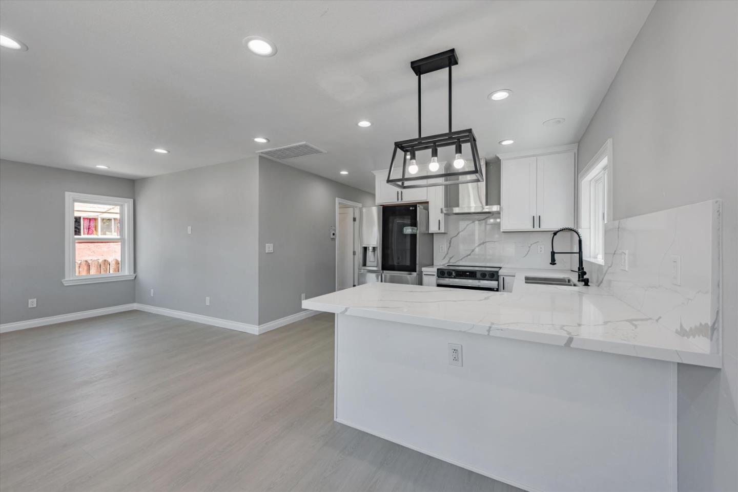 Detail Gallery Image 11 of 34 For 648 Marin Ave, Hayward,  CA 94541 - 3 Beds | 2 Baths