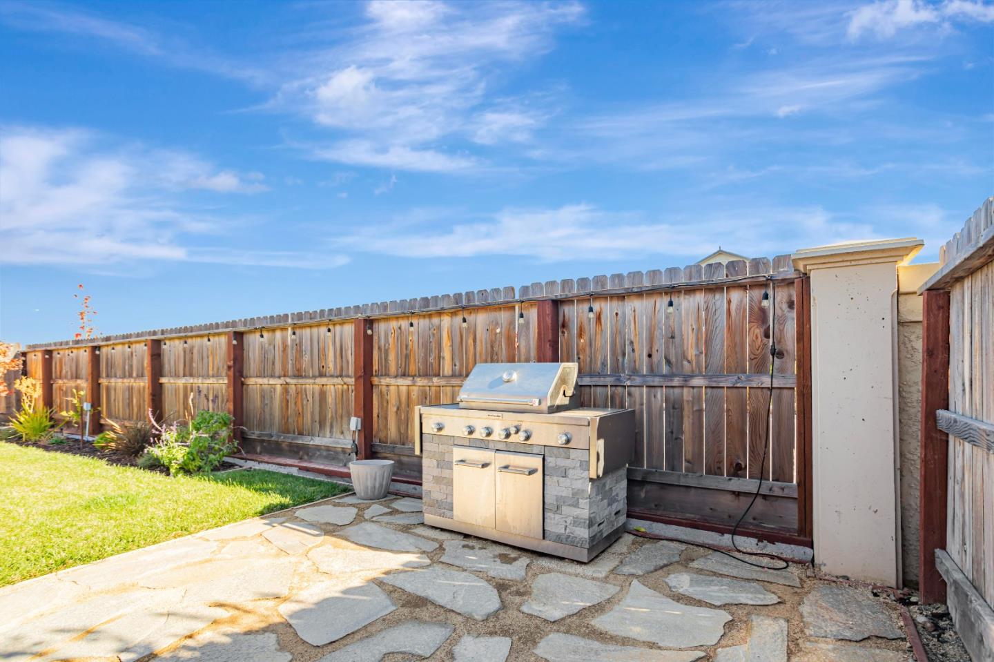 Detail Gallery Image 60 of 70 For 1391 Azalea Dr, Hollister,  CA 95023 - 3 Beds | 2/1 Baths