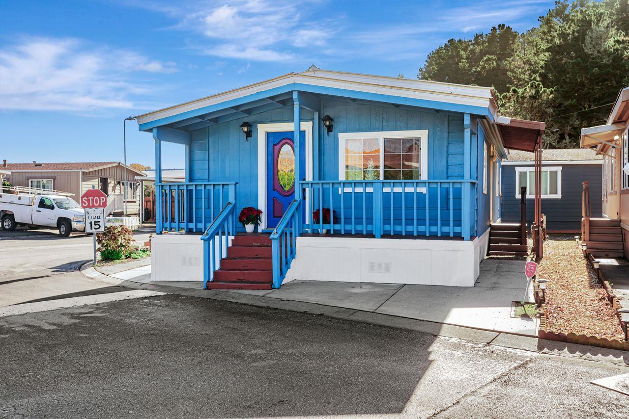 Detail Gallery Image 3 of 39 For 182 Culebra Ln #182,  Moss Beach,  CA 94038 - 2 Beds | 2 Baths