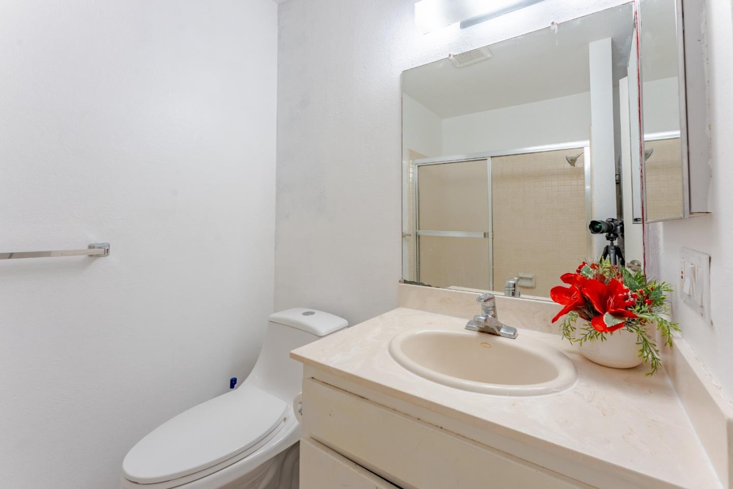 Detail Gallery Image 8 of 20 For 1055 N Capitol Ave #72,  San Jose,  CA 95133 - 1 Beds | 1 Baths