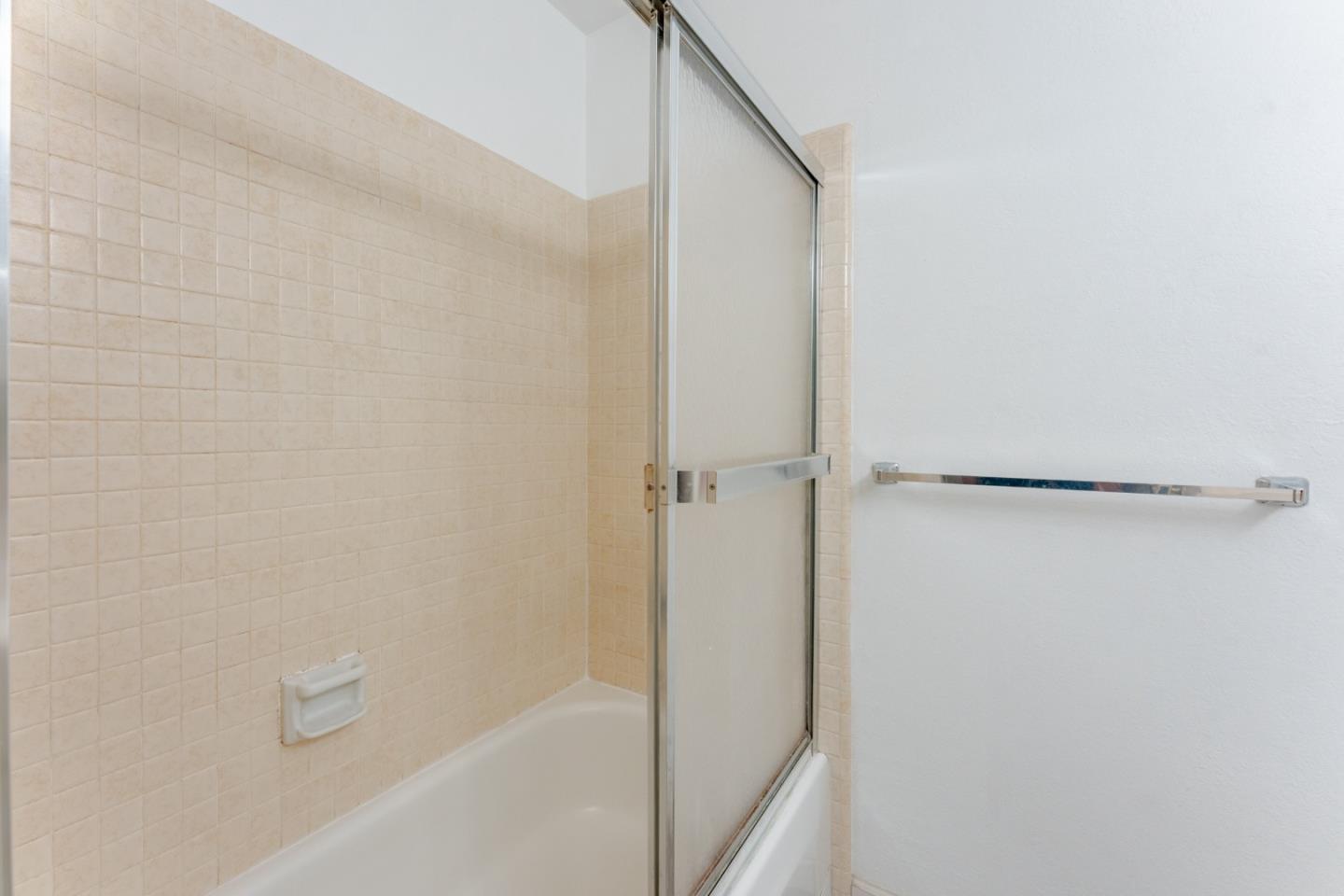 Detail Gallery Image 9 of 20 For 1055 N Capitol Ave #72,  San Jose,  CA 95133 - 1 Beds | 1 Baths