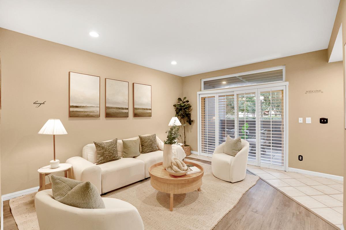 Detail Gallery Image 1 of 25 For 233 Shadow Dance Dr, San Jose,  CA 95110 - 2 Beds | 2 Baths