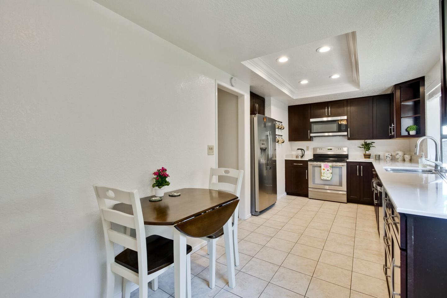 Detail Gallery Image 27 of 46 For 2437 Michele Jean Way, Santa Clara,  CA 95050 - 2 Beds | 2 Baths