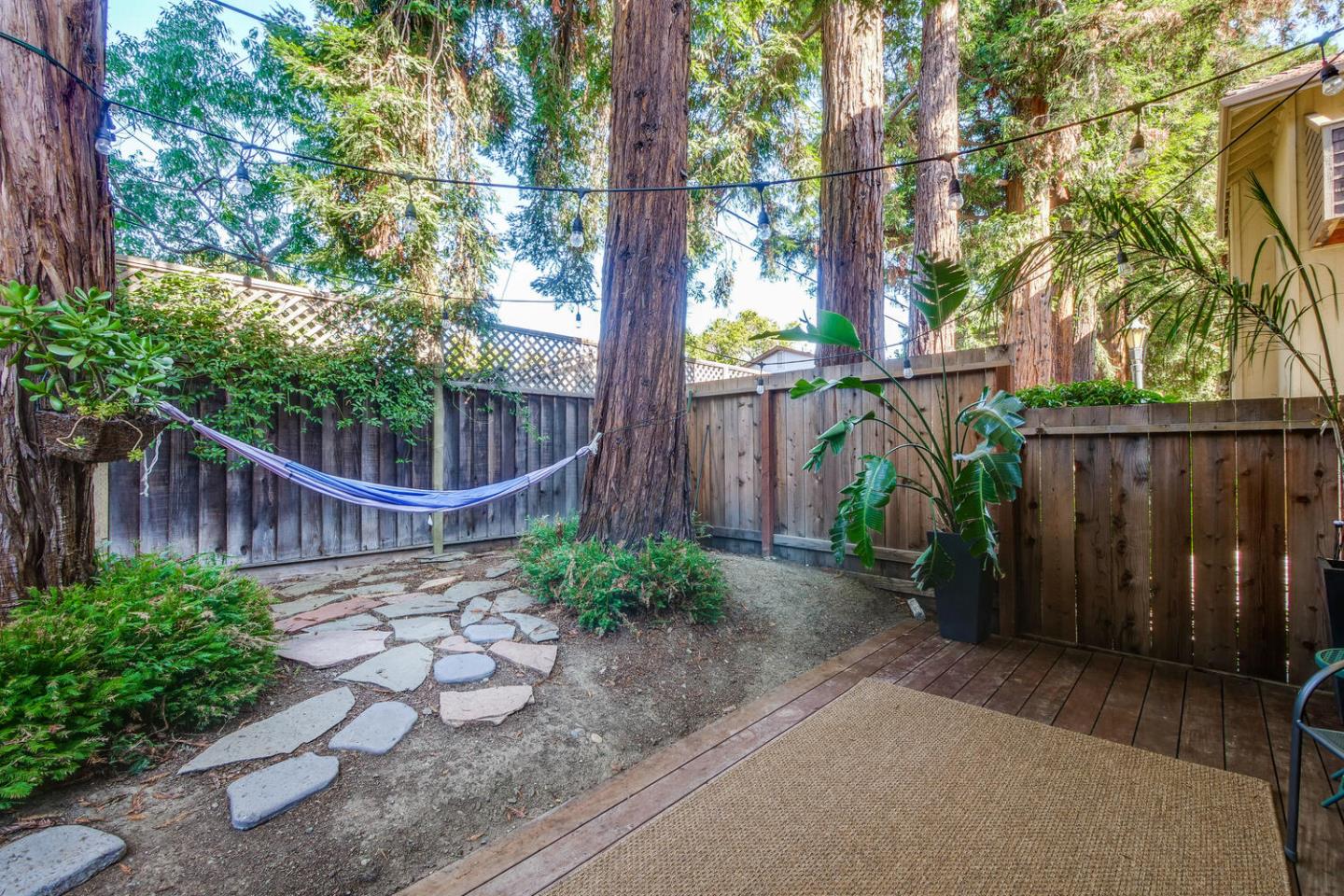 Detail Gallery Image 4 of 46 For 2437 Michele Jean Way, Santa Clara,  CA 95050 - 2 Beds | 2 Baths