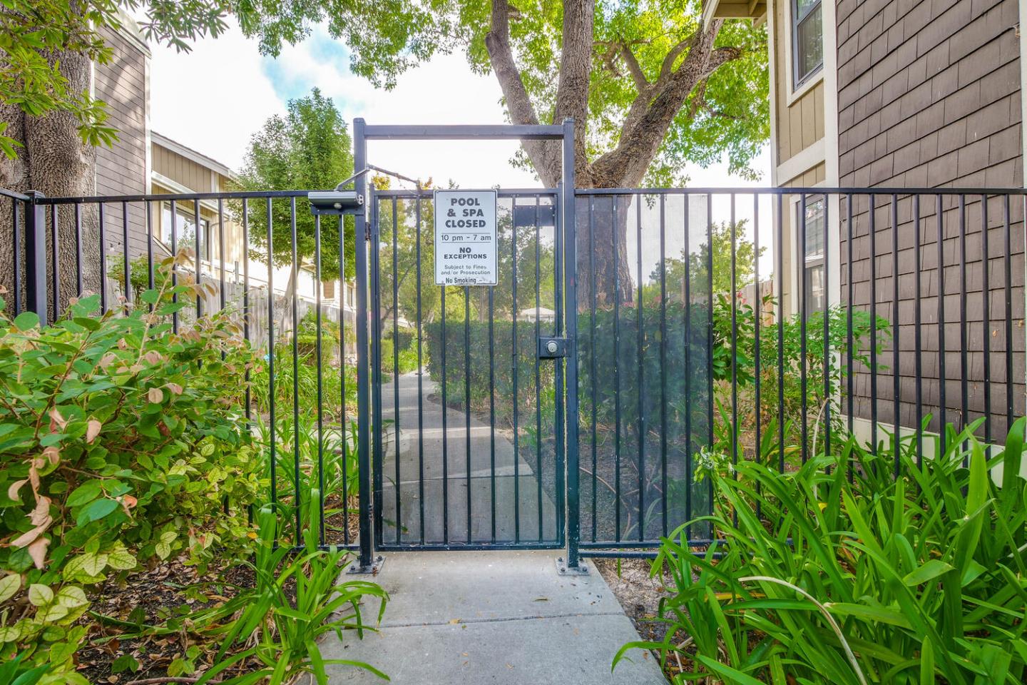 Detail Gallery Image 46 of 46 For 2437 Michele Jean Way, Santa Clara,  CA 95050 - 2 Beds | 2 Baths
