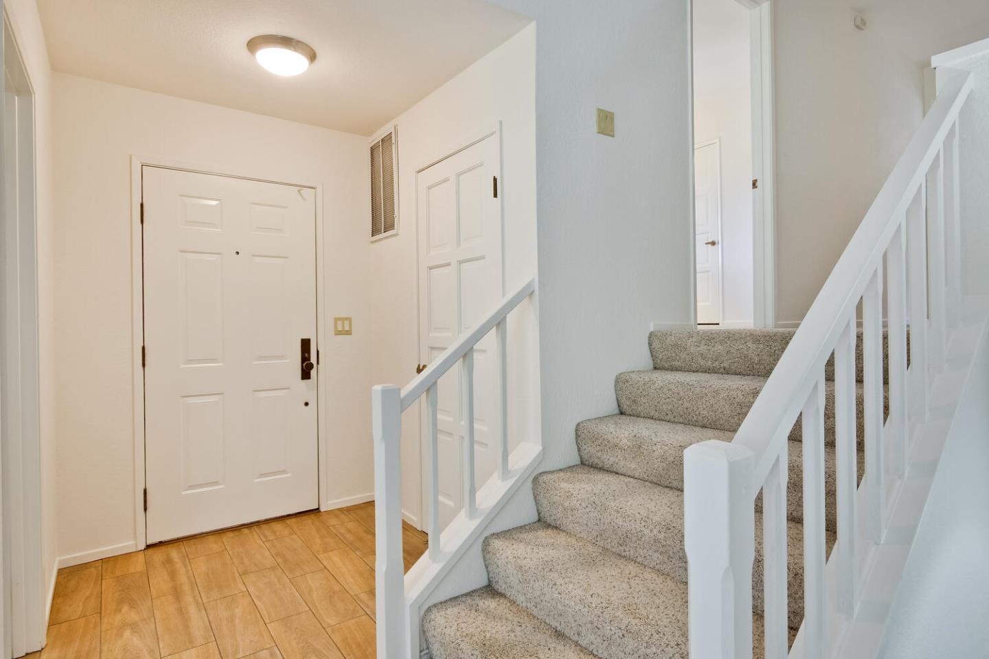 Detail Gallery Image 8 of 46 For 2437 Michele Jean Way, Santa Clara,  CA 95050 - 2 Beds | 2 Baths