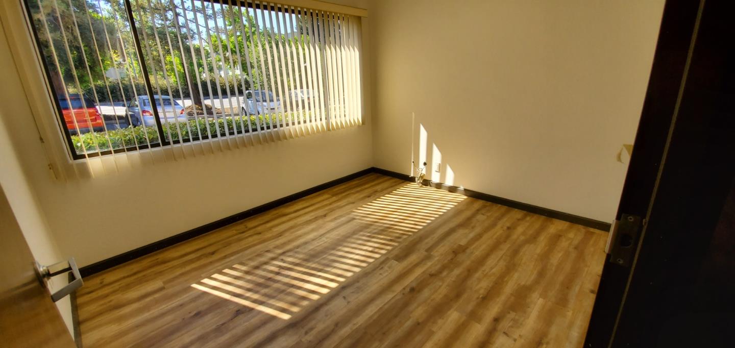 Detail Gallery Image 2 of 4 For 170 North Wolfe Rd #SUITE 6,  Sunnyvale,  CA 94086 - – Beds | – Baths