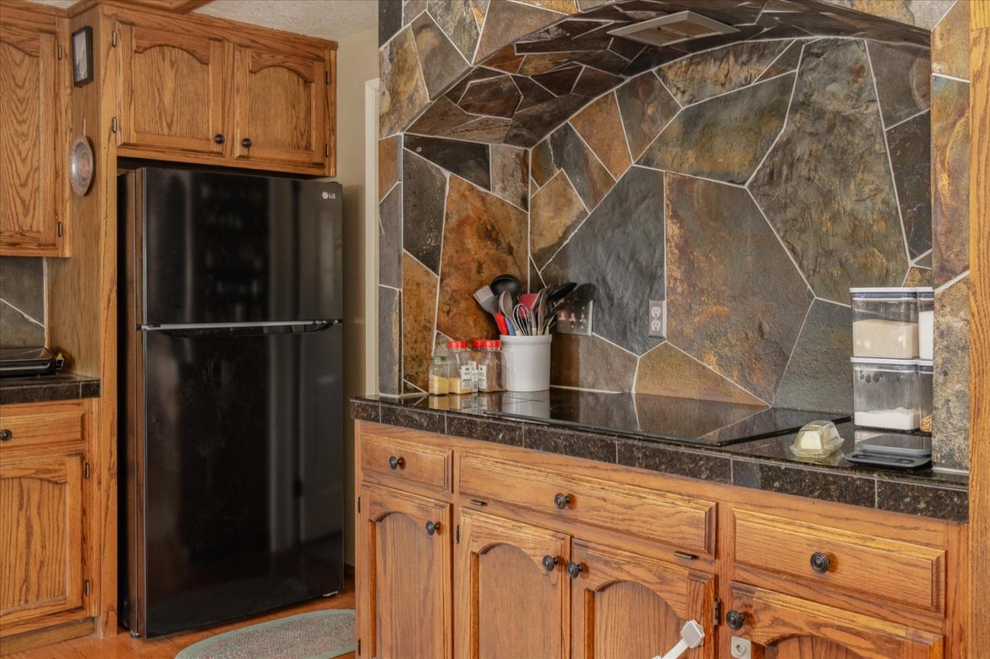 Detail Gallery Image 21 of 44 For 10207 Pool Station Rd, Angels Camp,  CA 95222 - 3 Beds | 2/1 Baths
