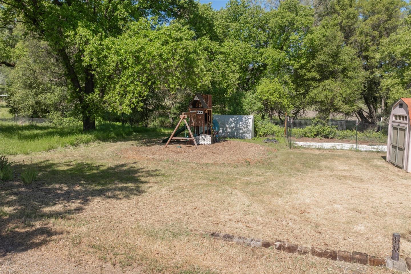 Detail Gallery Image 6 of 44 For 10207 Pool Station Rd, Angels Camp,  CA 95222 - 3 Beds | 2/1 Baths