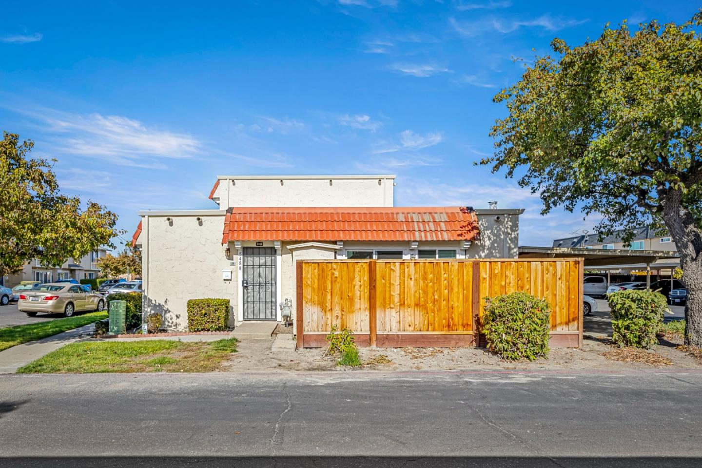 Detail Gallery Image 4 of 41 For 5488 Don Juan Cir, San Jose,  CA 95123 - 2 Beds | 1 Baths