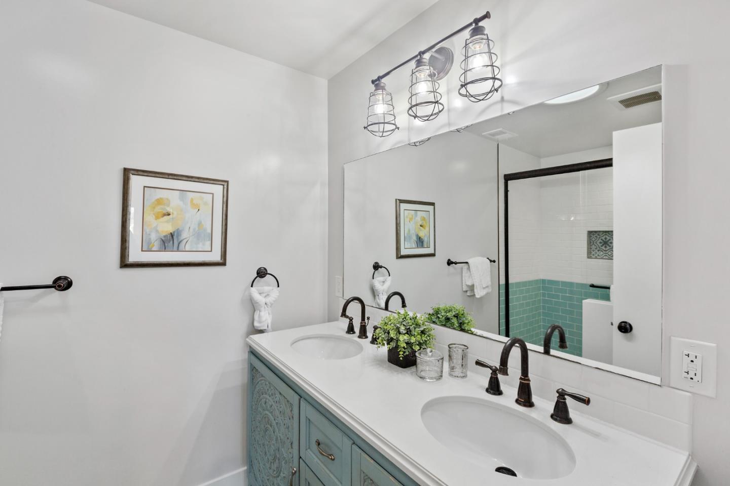 Detail Gallery Image 28 of 59 For 22597 Royal Oak Way, Cupertino,  CA 95014 - 4 Beds | 2/1 Baths