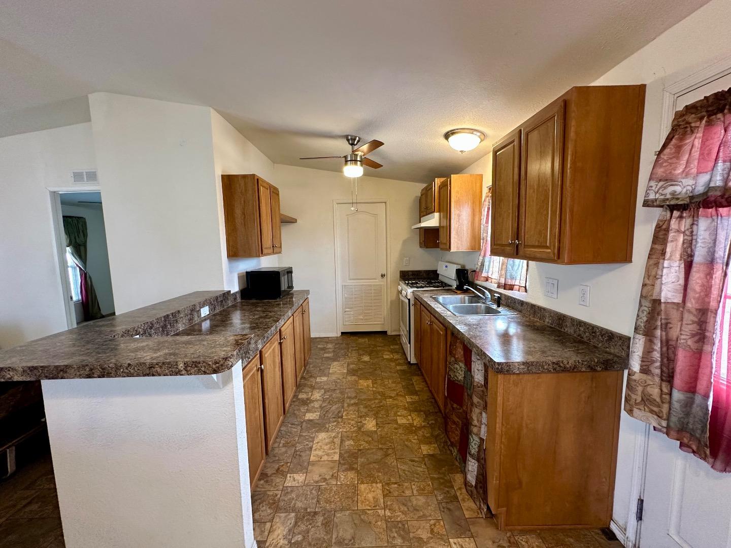 436 N Mercey Springs Road # 145, Los Banos, California 93635, 3 Bedrooms Bedrooms, ,2 BathroomsBathrooms,Manufactured In Park,For Sale,436 N Mercey Springs Road # 145,ML81987224