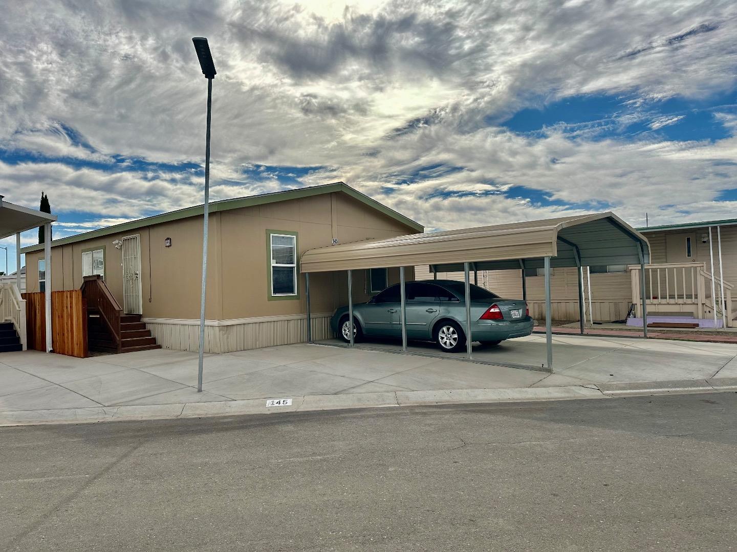 Detail Gallery Image 2 of 48 For 436 N Mercey Springs Rd #145,  Los Banos,  CA 93635 - 3 Beds | 2 Baths