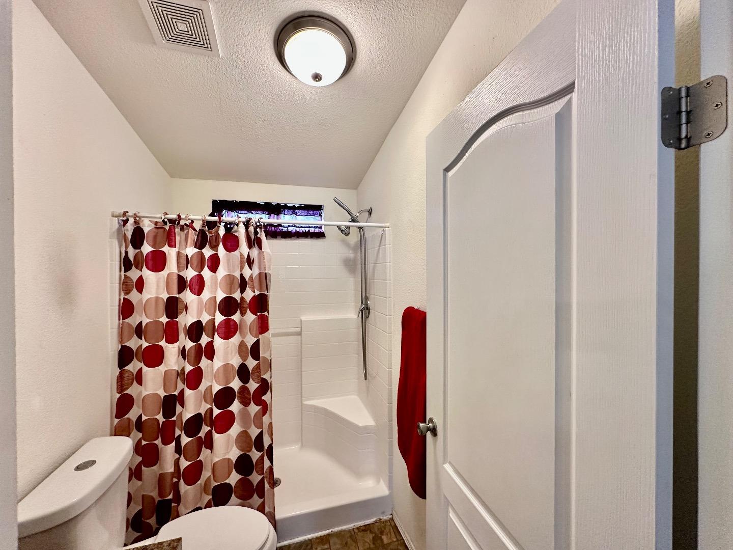 Detail Gallery Image 32 of 48 For 436 N Mercey Springs Rd #145,  Los Banos,  CA 93635 - 3 Beds | 2 Baths