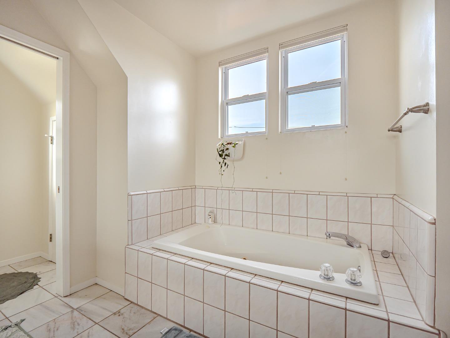 Detail Gallery Image 27 of 62 For 106 Clinton St, Santa Cruz,  CA 95062 - – Beds | – Baths