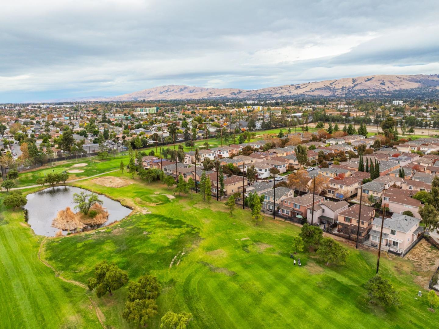 Detail Gallery Image 48 of 52 For 271 Ballybunion Way, San Jose,  CA 95116 - 4 Beds | 2/1 Baths