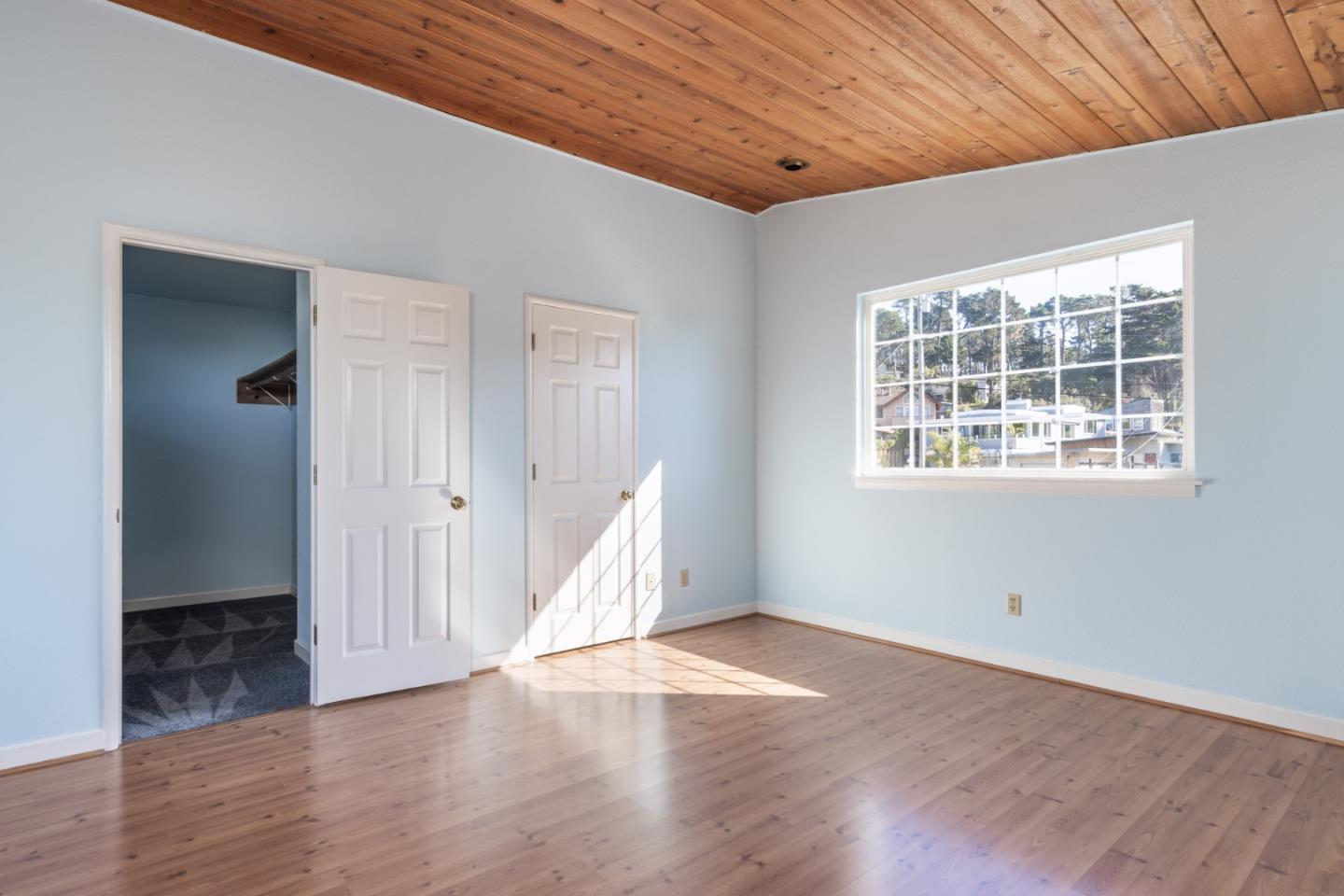 Detail Gallery Image 8 of 16 For 1212 Funston Ave, Pacific Grove,  CA 93950 - 3 Beds | 2 Baths