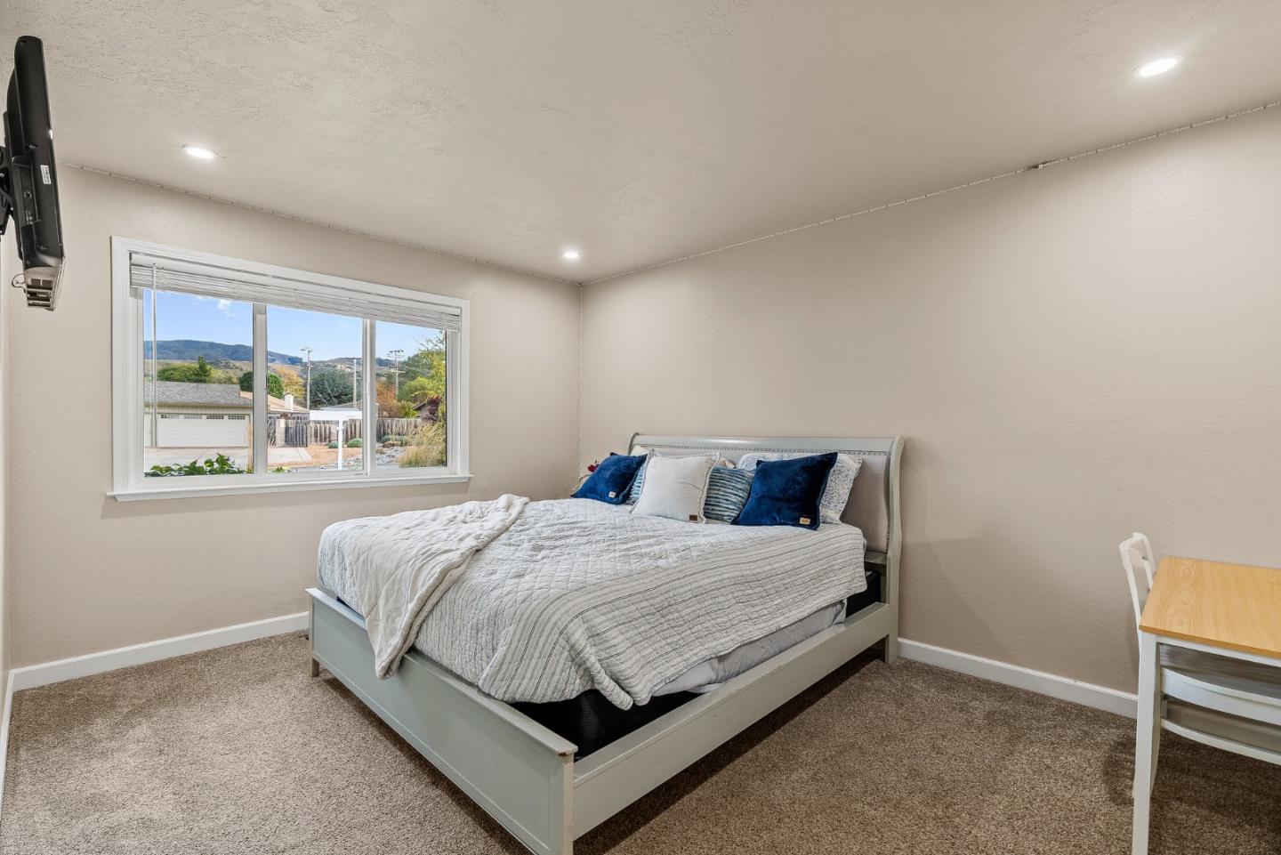 Detail Gallery Image 54 of 69 For 20260 Franciscan Way, Salinas,  CA 93908 - 4 Beds | 2/1 Baths