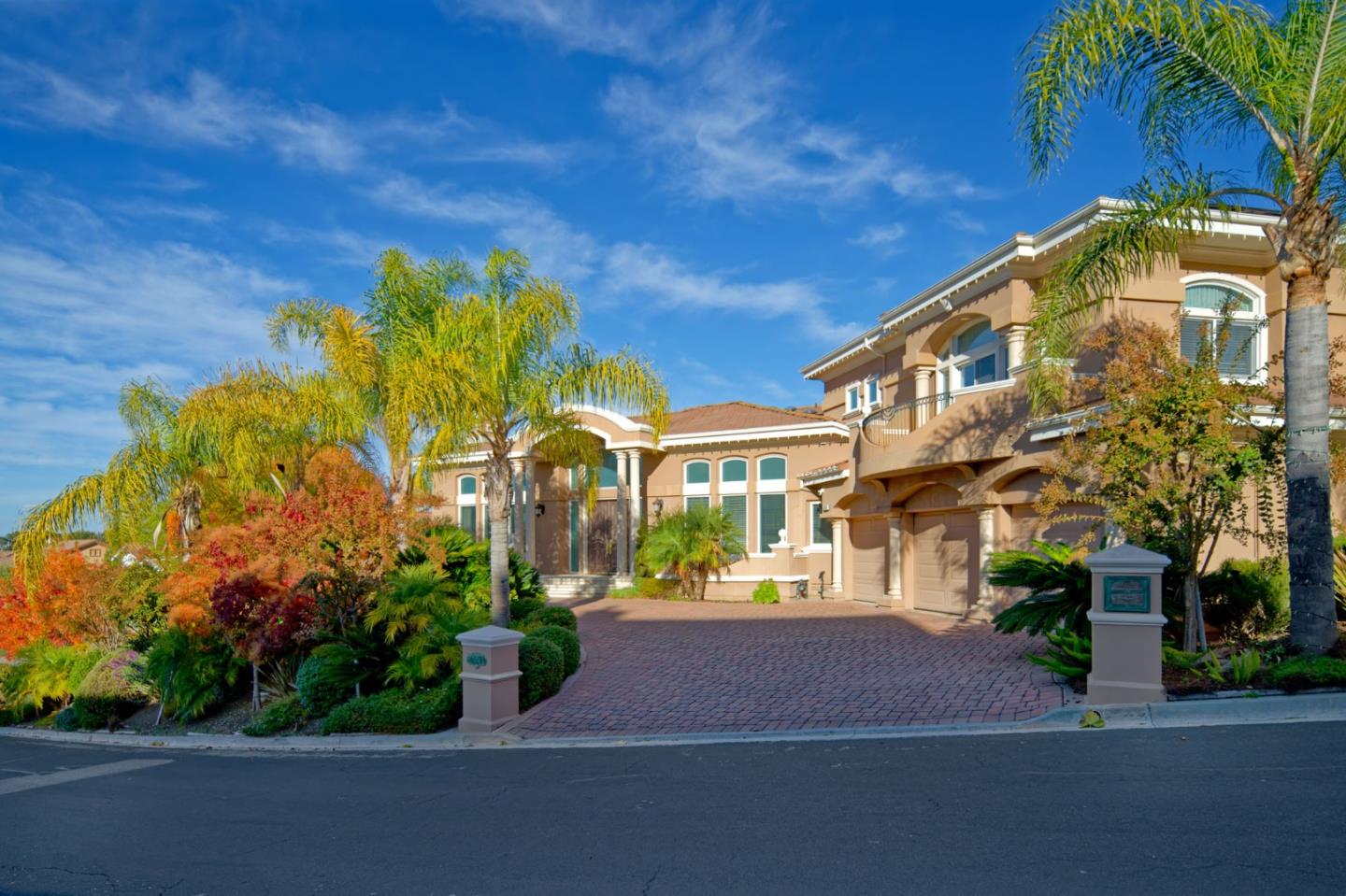 Detail Gallery Image 10 of 81 For 7174 Glenview, San Jose,  CA 95120 - 5 Beds | 5/1 Baths