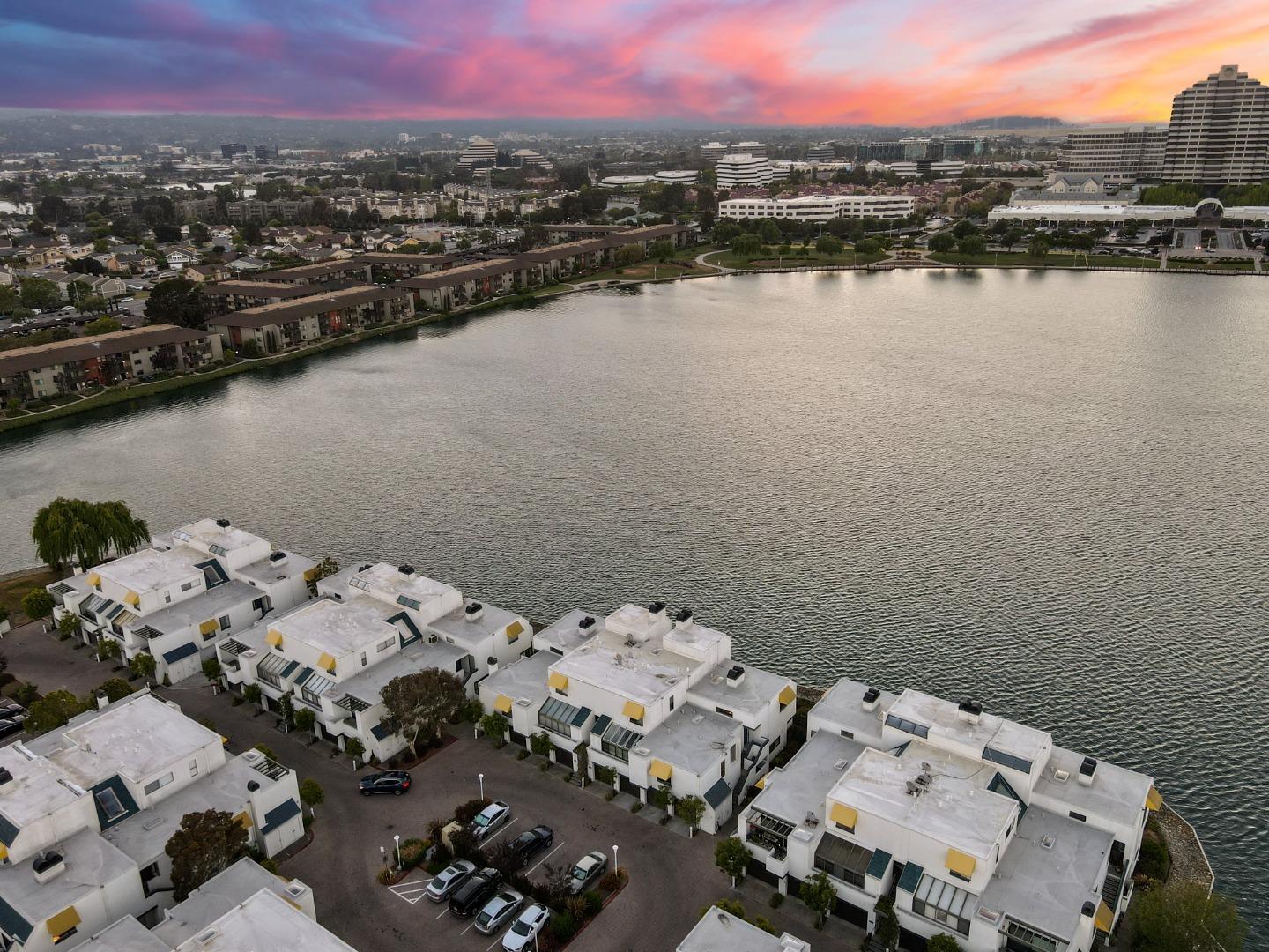 Detail Gallery Image 34 of 36 For 614 Portofino Ln, Foster City,  CA 94404 - 2 Beds | 2 Baths